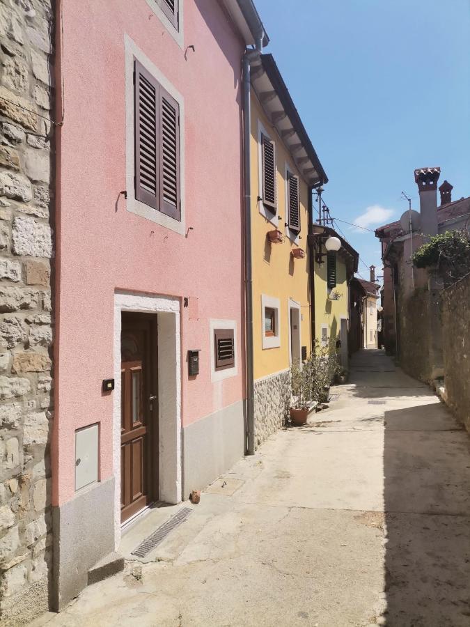 Apartment Branko With Terrace, Old Town Labin لابين المظهر الخارجي الصورة
