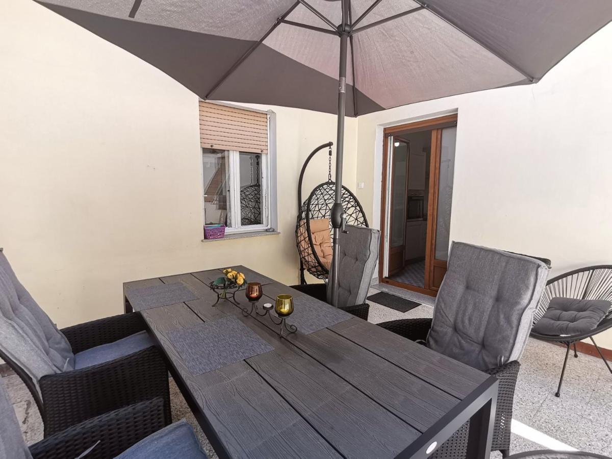 Apartment Branko With Terrace, Old Town Labin لابين المظهر الخارجي الصورة