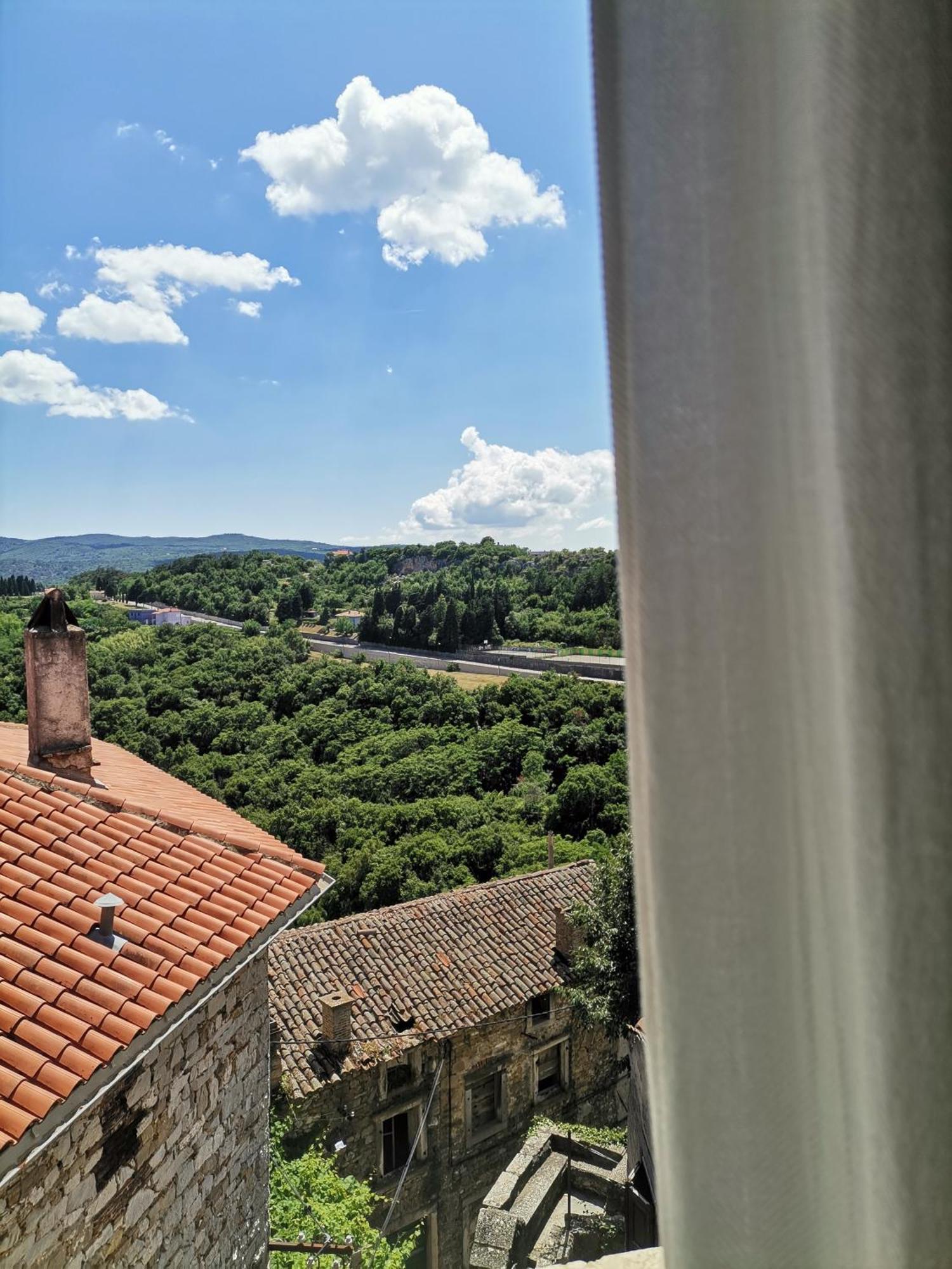 Apartment Branko With Terrace, Old Town Labin لابين المظهر الخارجي الصورة